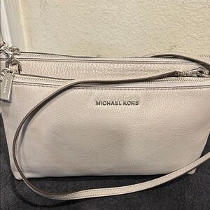 Michael Kors Leather Crossbody Bag in Gray.